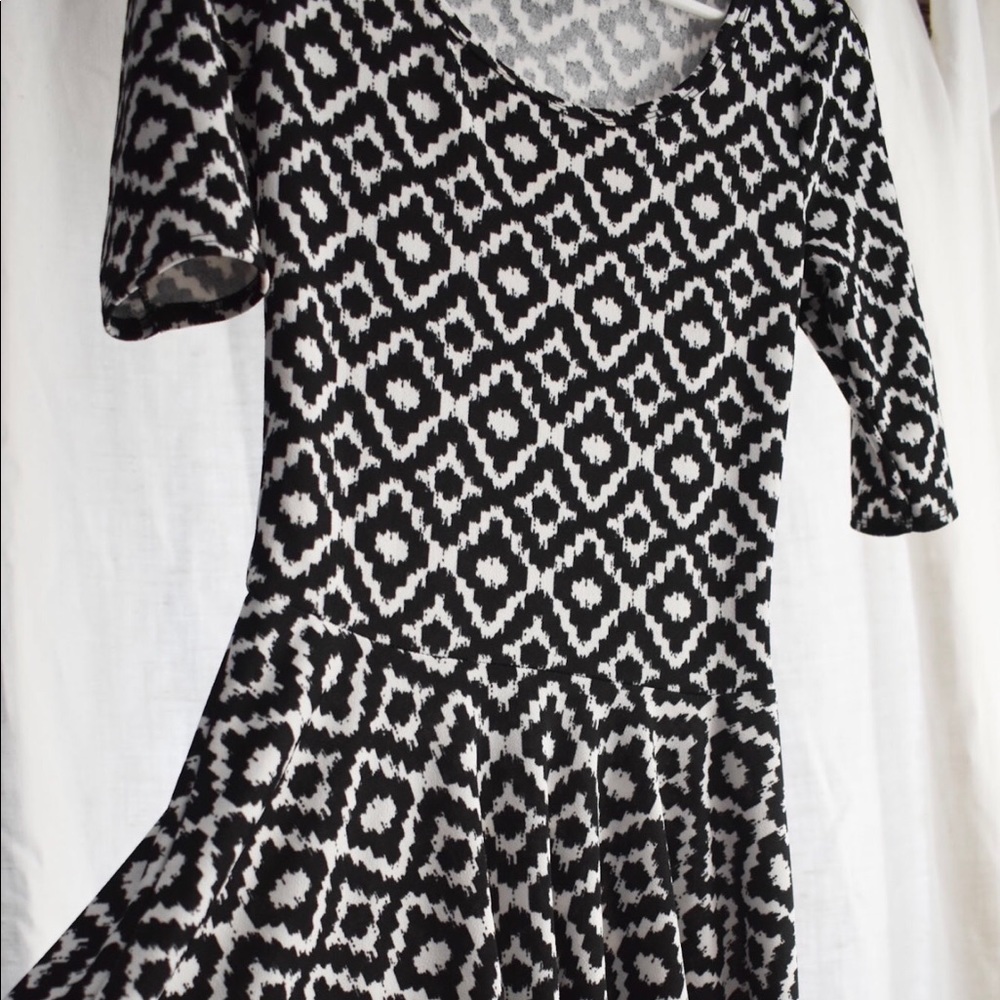 Lularoe nicole dress
